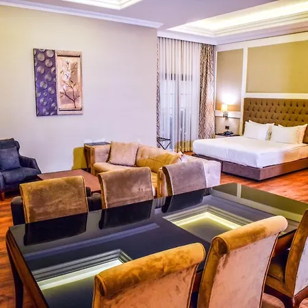 Ramada By Wyndham Merter Hotel