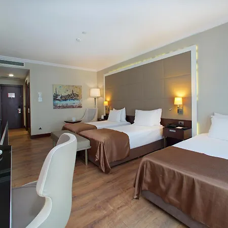 Ramada By Wyndham Merter 5* Istambul