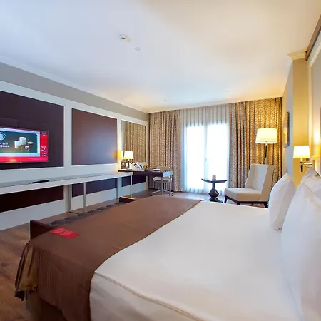 Ramada By Wyndham Merter 5*