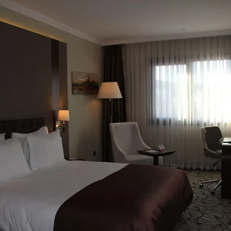 Ramada By Wyndham Merter Hotell