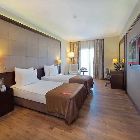 Ramada By Wyndham Merter 5*