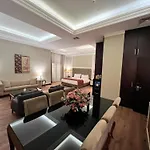 Ramada By Wyndham Merter 酒店