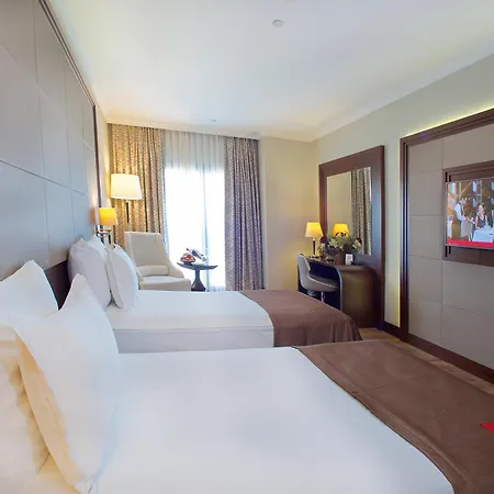Hotel Ramada By Wyndham Merter 5*