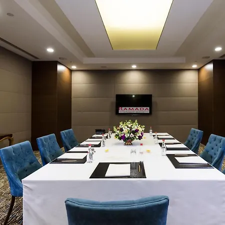 Ramada By Wyndham Merter Hotel