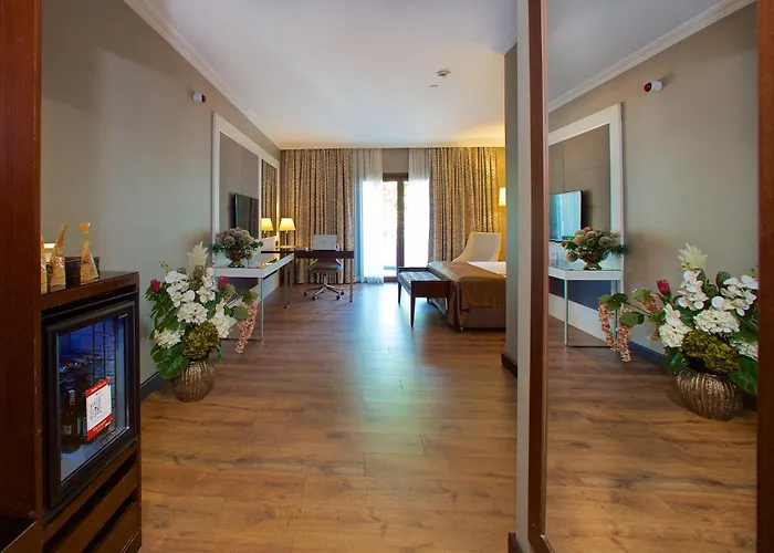 Ramada By Wyndham Merter 호텔