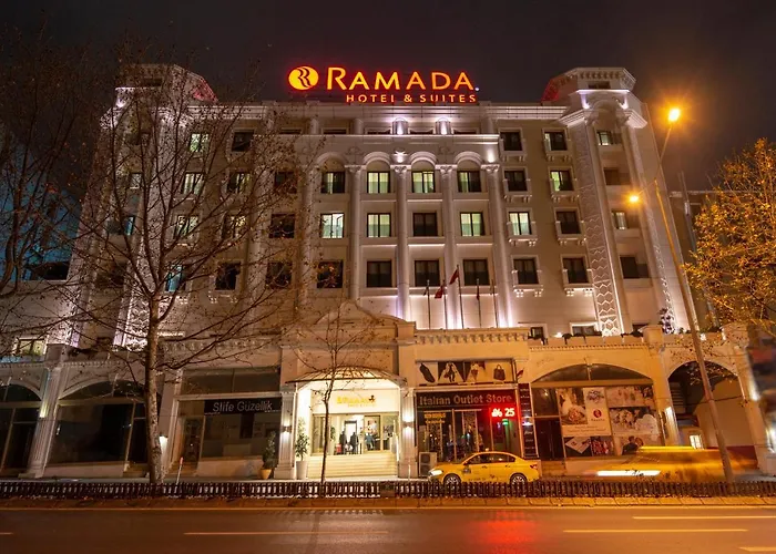 Ramada By Wyndham Merter 호텔