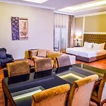 Ramada By Wyndham Merter Hotel