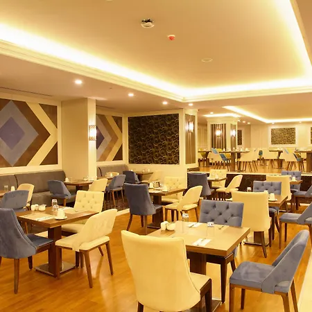 رمادا باي ويندهام إسطنبول ميرتر 5*