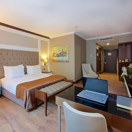 Otel Ramada Hotel&suites By Wyndham Merter